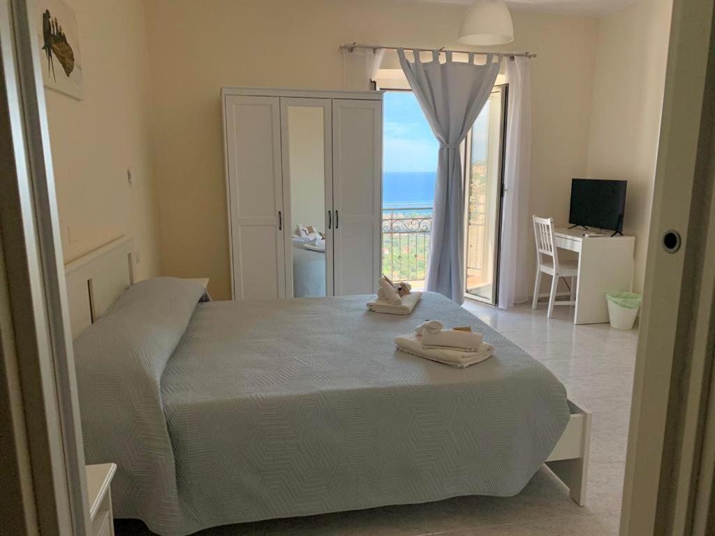 Il Nido Delle Rondini Apartment Formia Exterior photo